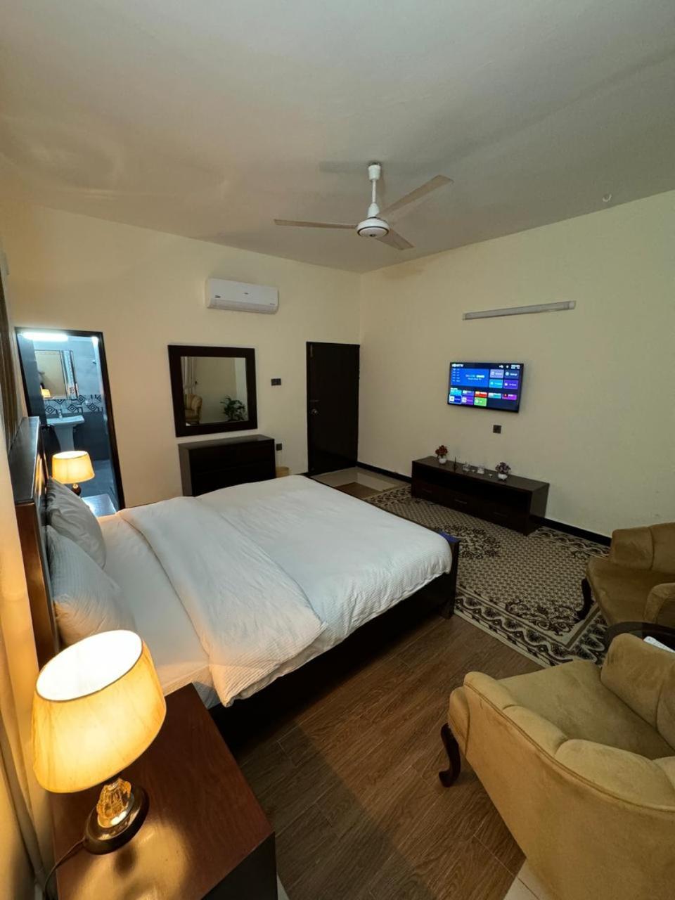 Hotel Park View Residency à Islamabad Extérieur photo